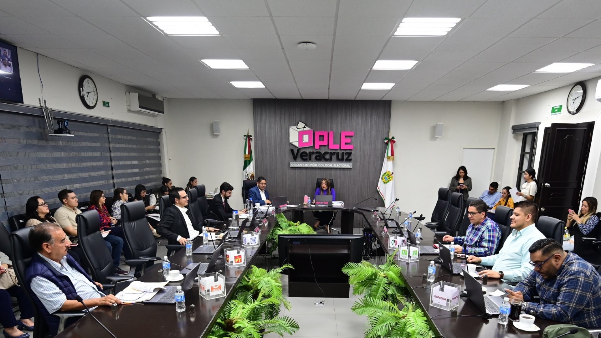 OPLE Veracruz garantiza la paridad en candidaturas de ayuntamientos