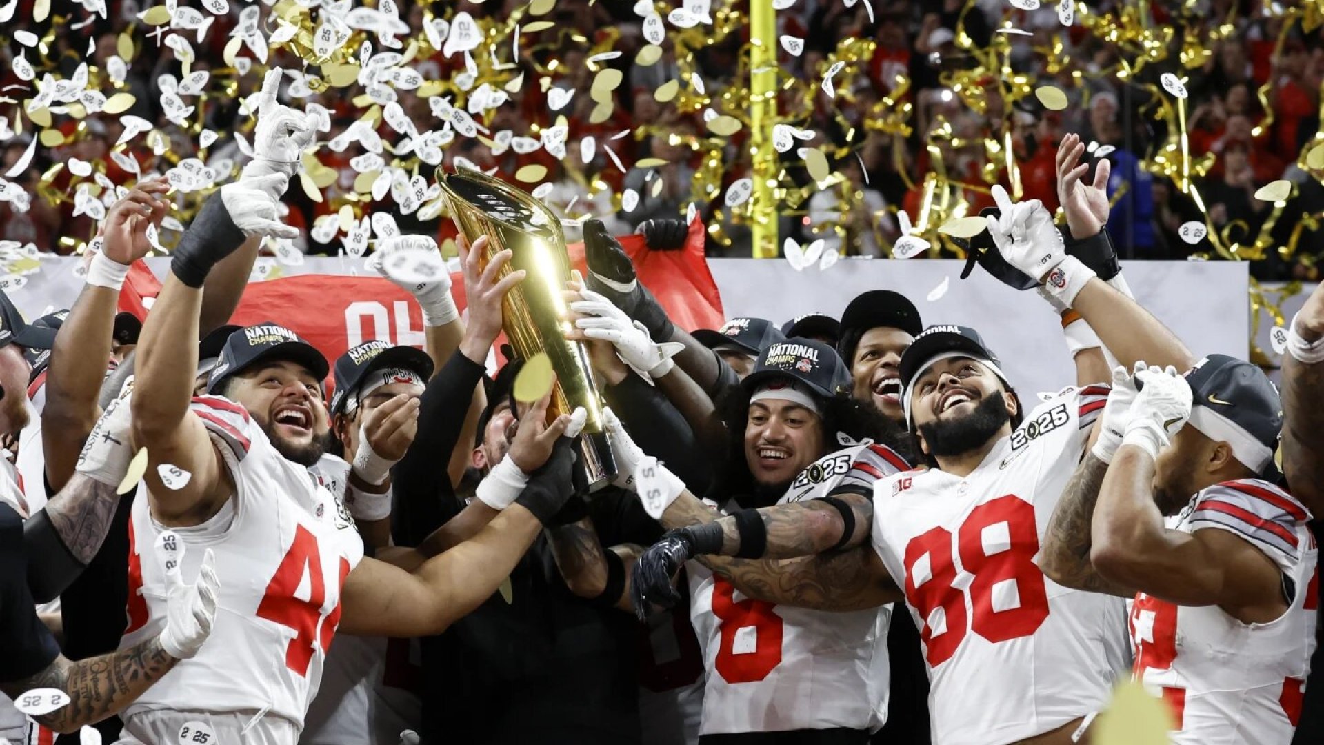 Ohio State se consagra campeón del futbol americano colegial