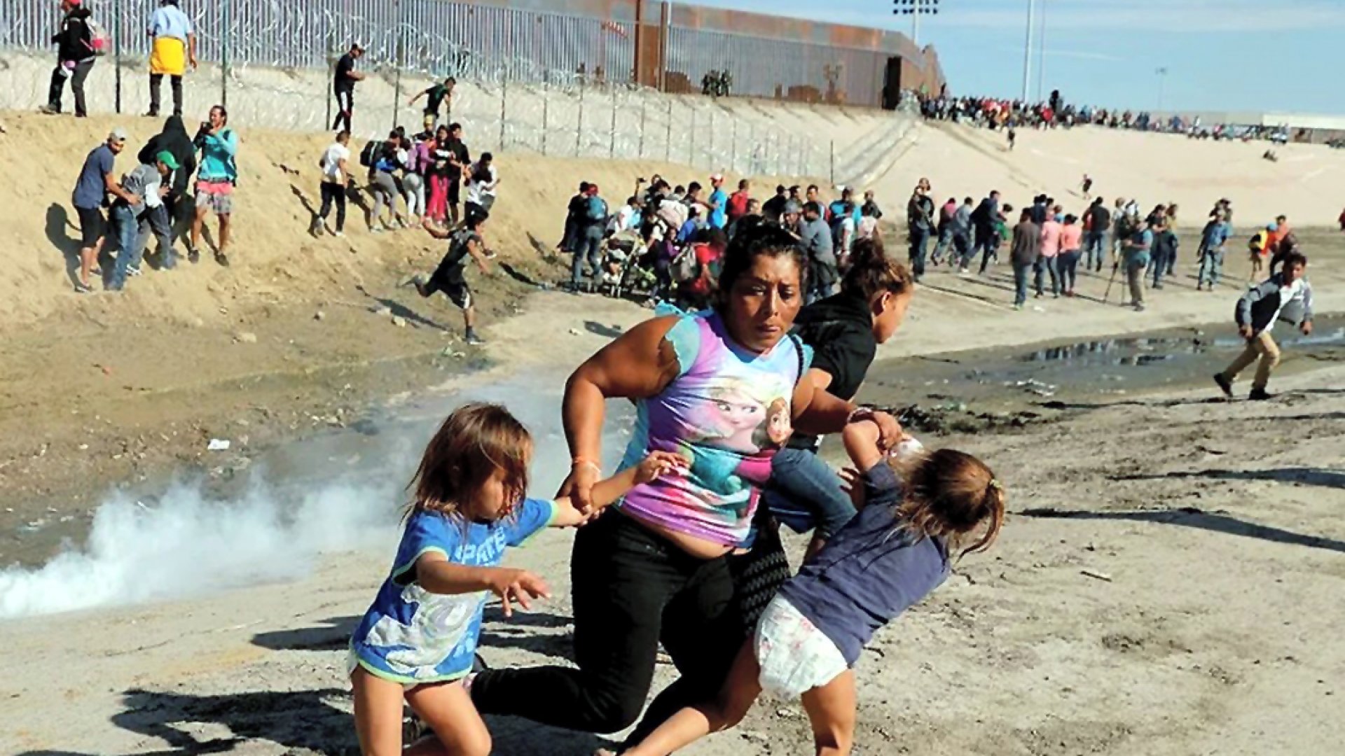 Trump da luz verde a arrestos de inmigrantes en iglesias, escuelas y hospitales