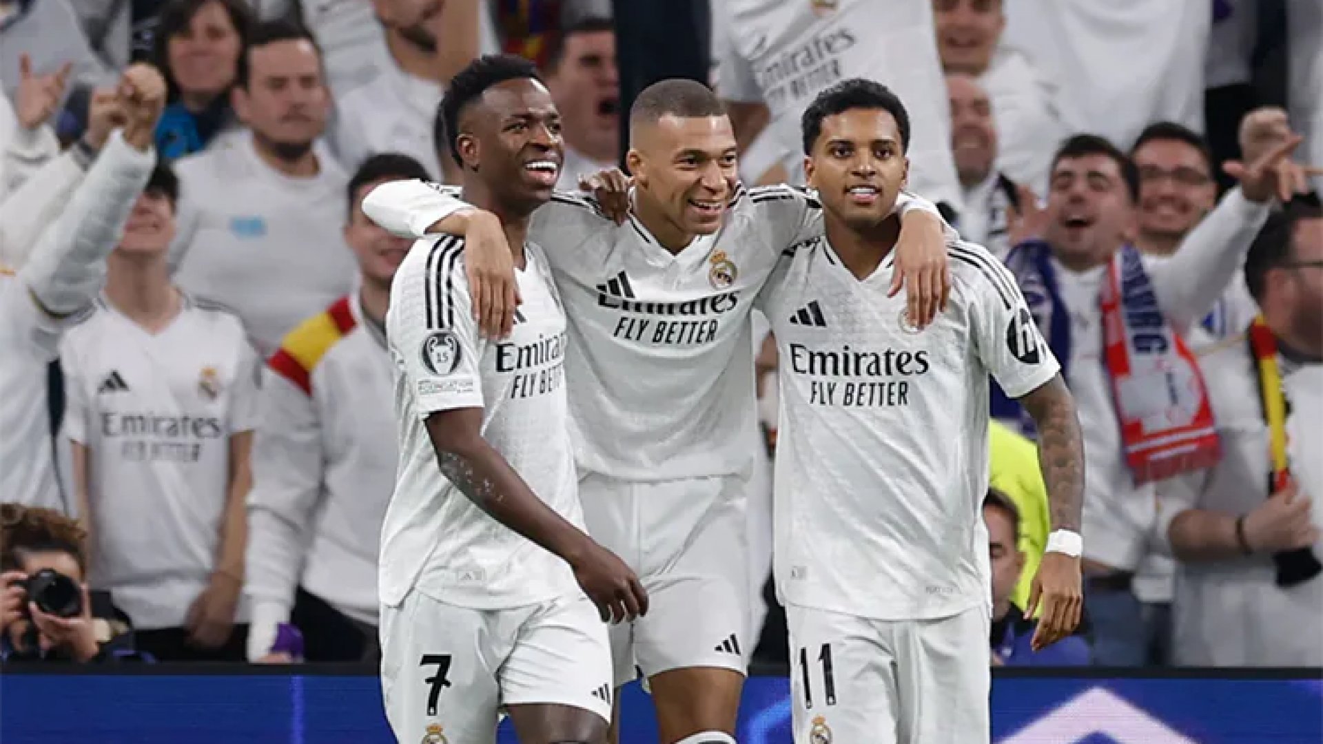 Real Madrid arrasa al Salzburg y mantiene vivas esperanzas en la Champions