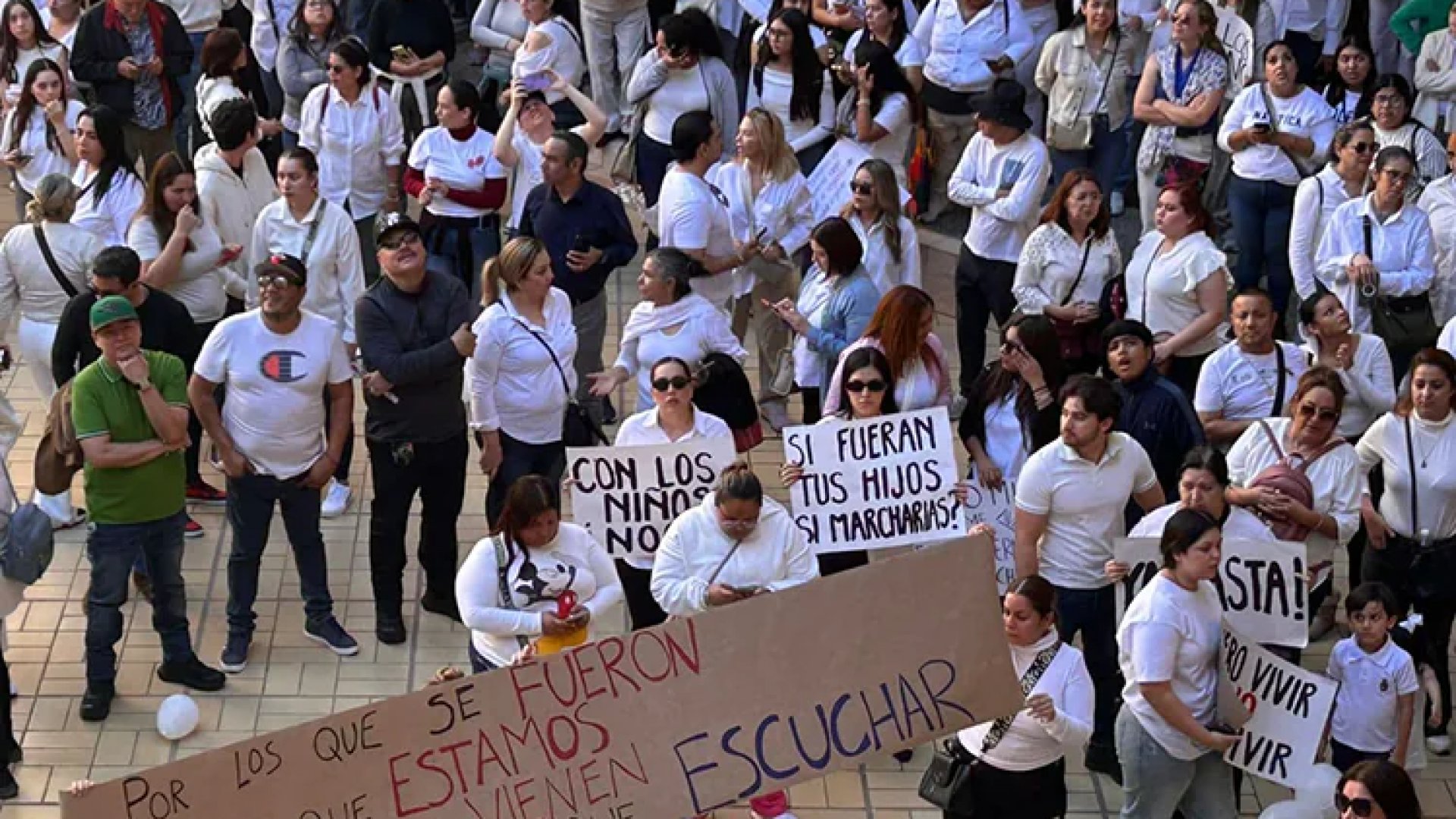 Culiacán exige justicia por asesinato de Alexander y Gael: “¡A los niños no!”