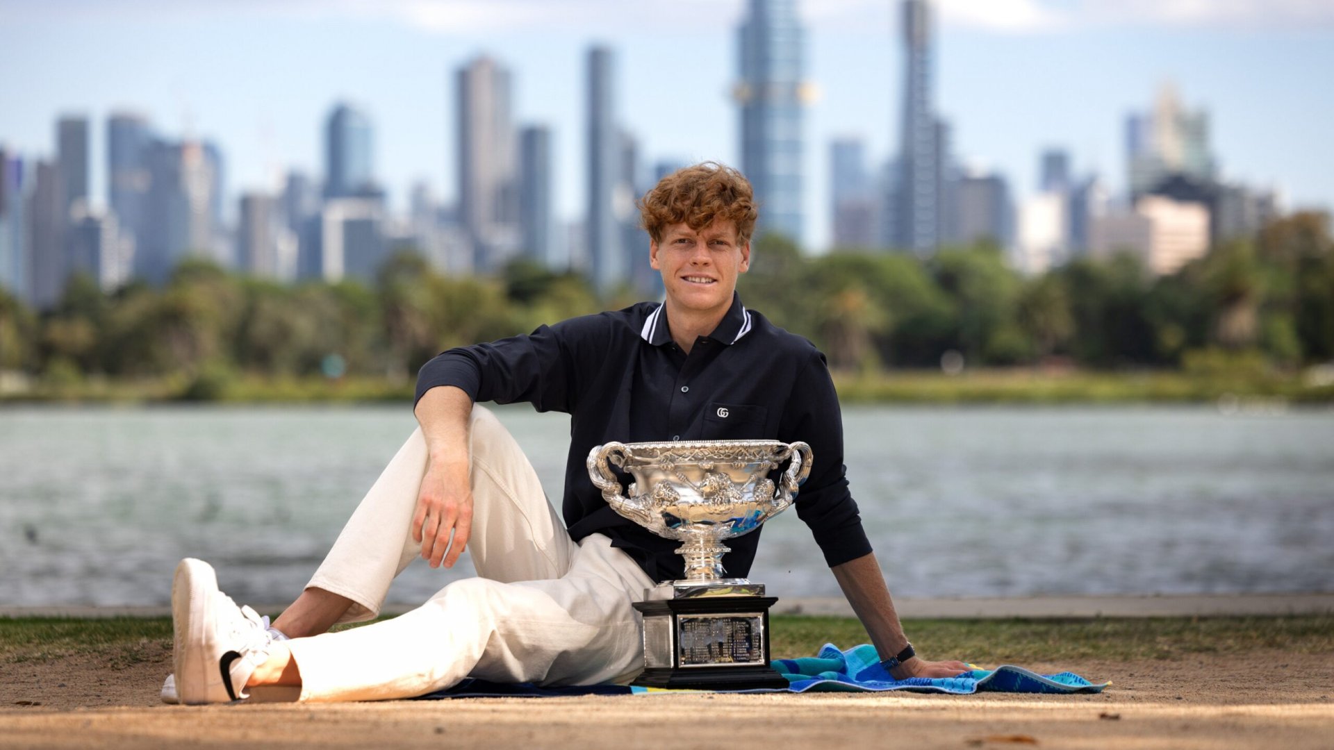 Jannik Sinner vence a Zverev y se corona en el Australian Open