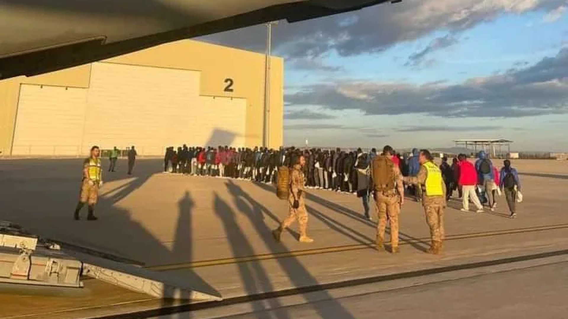 Trump deporta a más de 4 mil migrantes en primera semana de mandato: Sheinbaum
