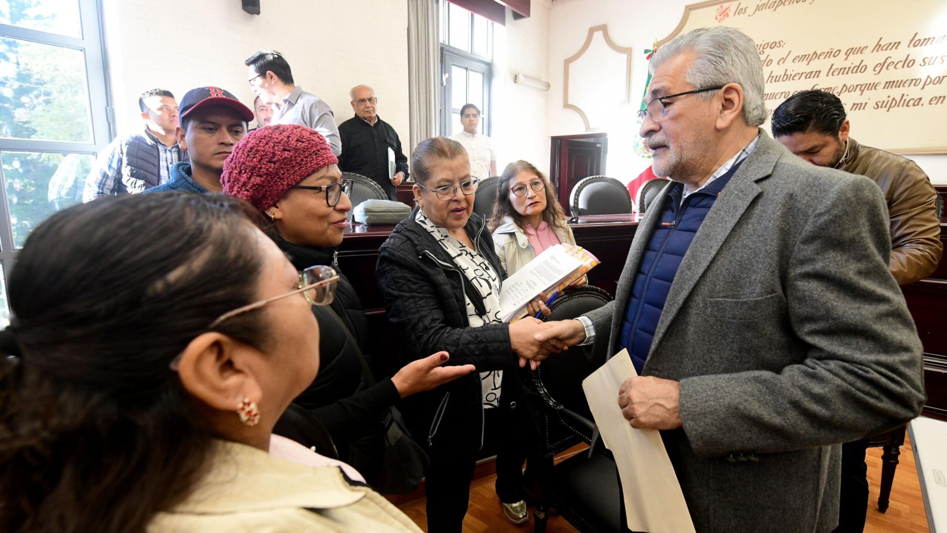 Atiende Ayuntamiento a todas y todos sin distinción
