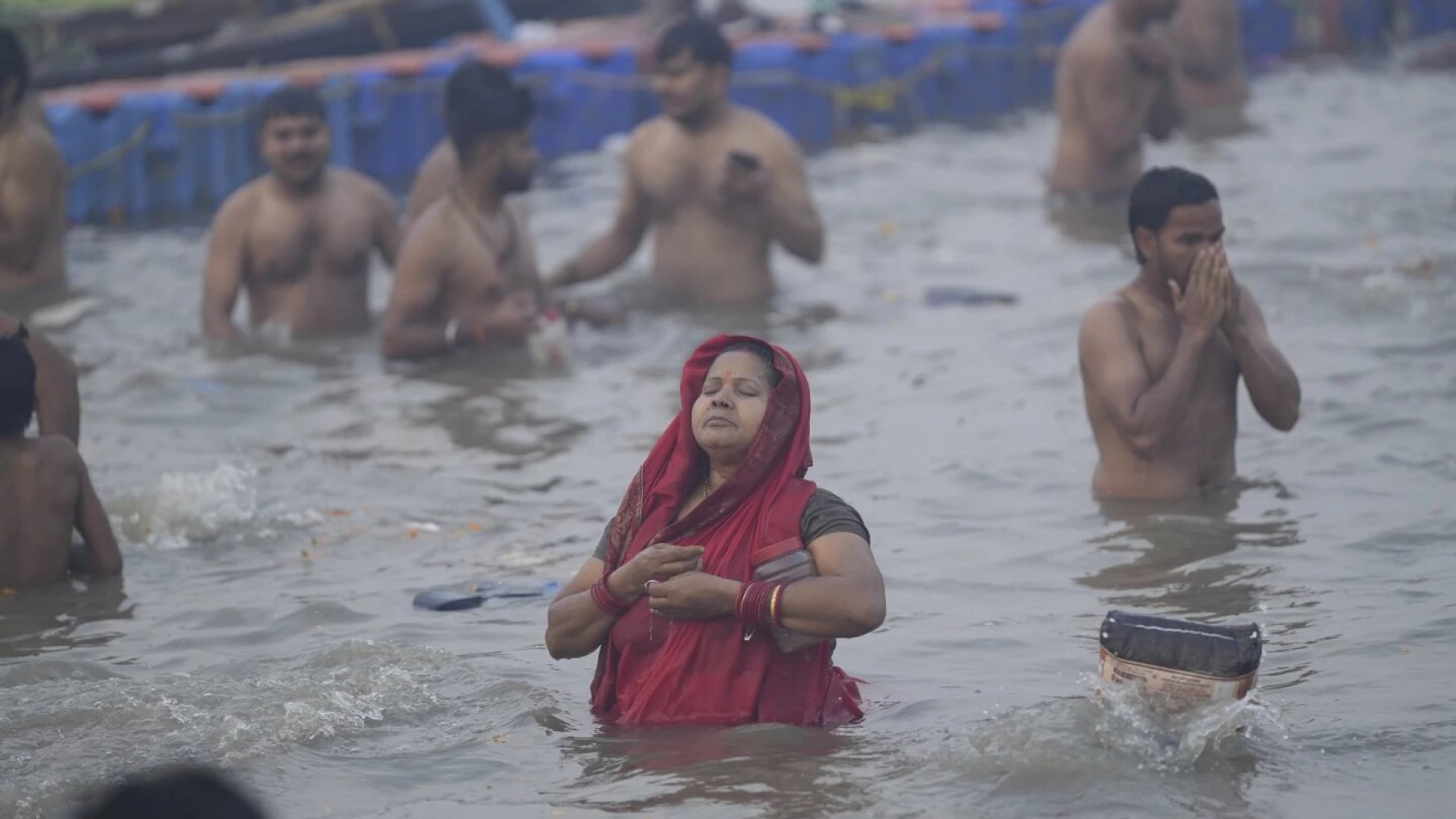 Estampida en festival Maha Kumbh en India deja 30 muertos