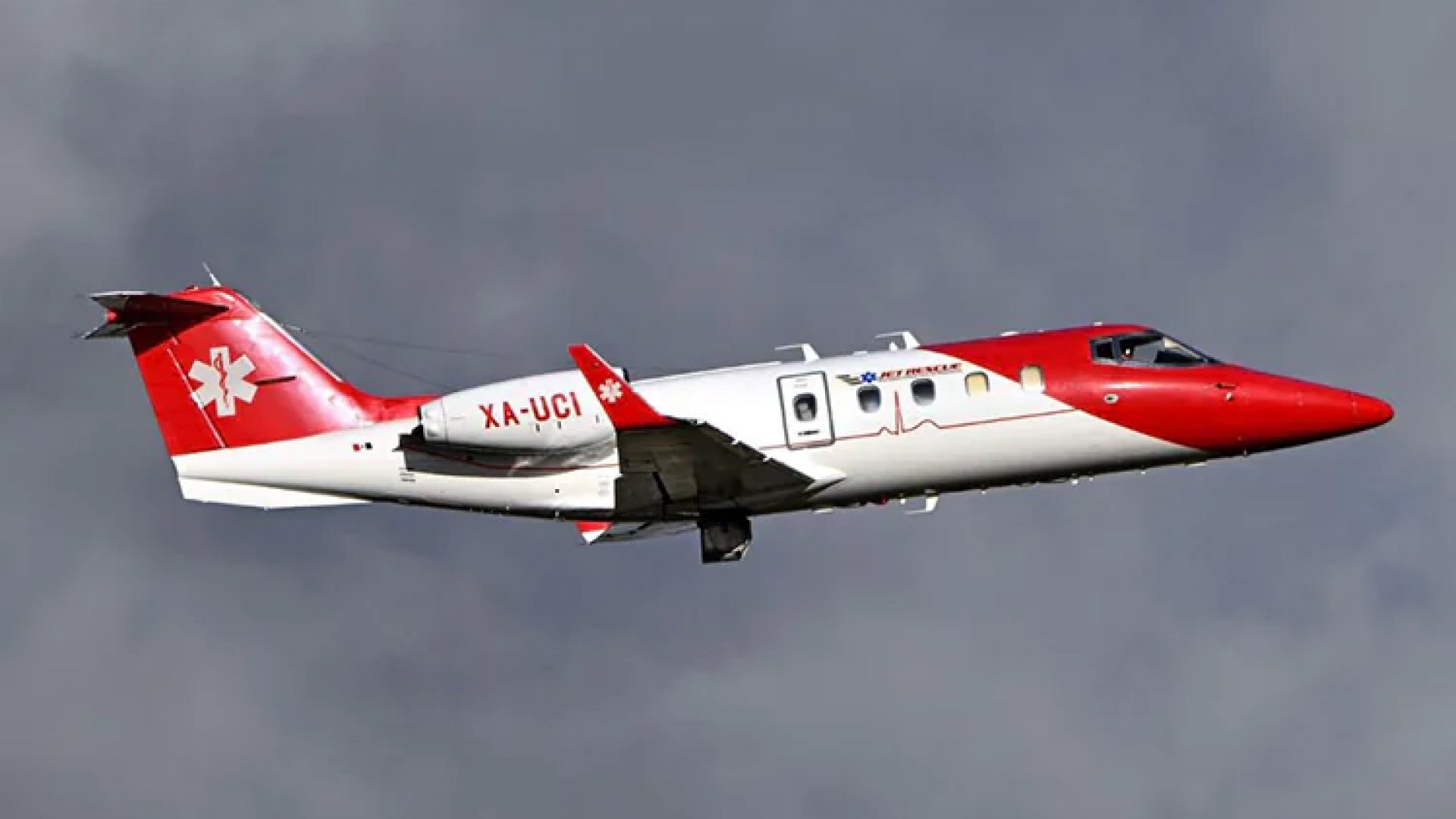 Claudia Sheinbaum lamenta muerte de mexicanos en accidente aéreo en Filadelfia