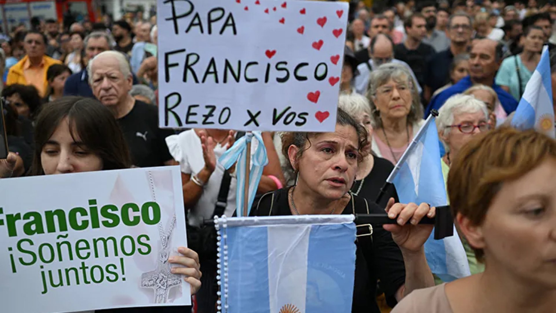 Papa Francisco mantiene estado estable tras crisis respiratoria