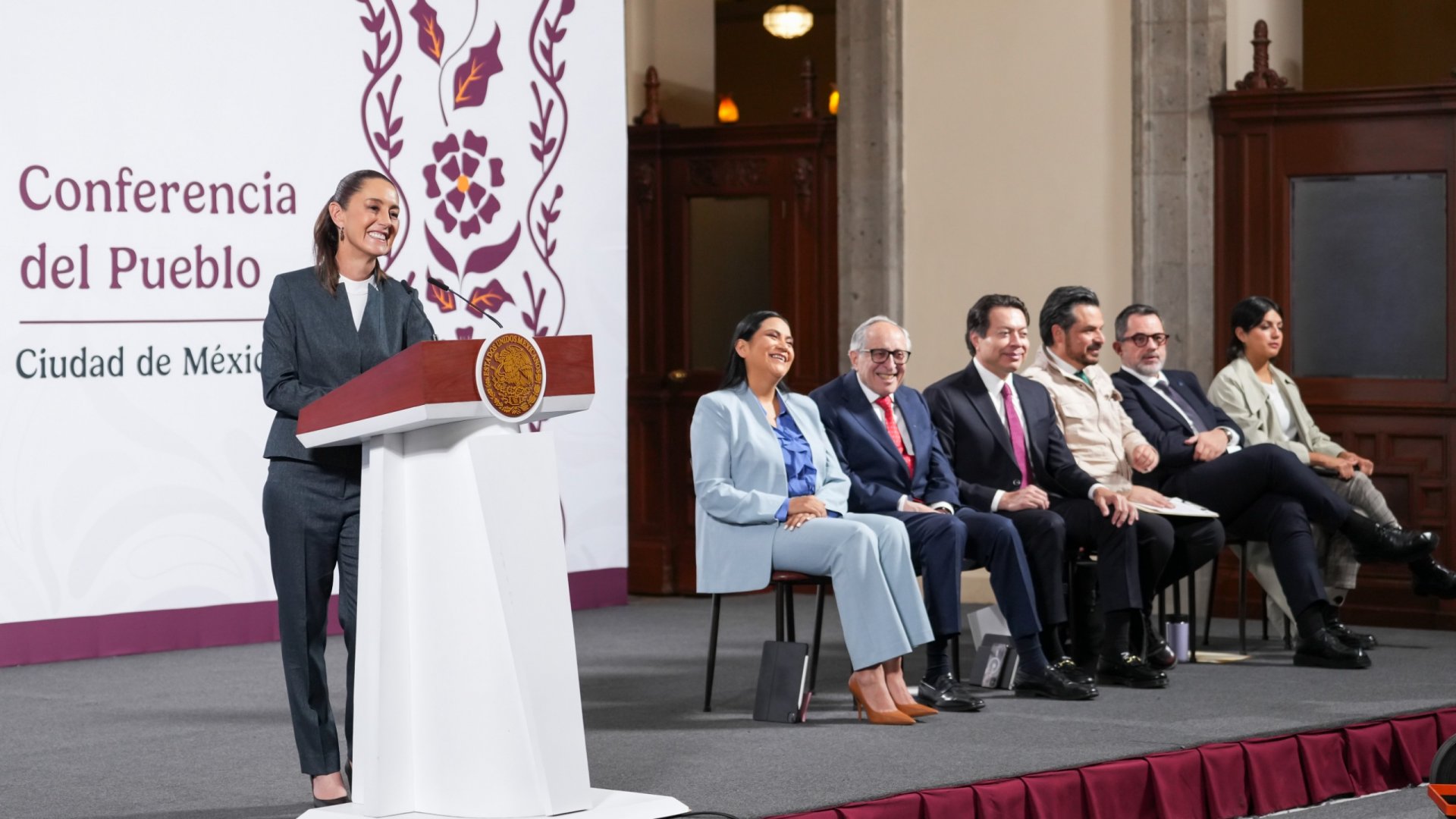 Sheinbaum celebra más de 22 millones de empleos afiliados al IMSS