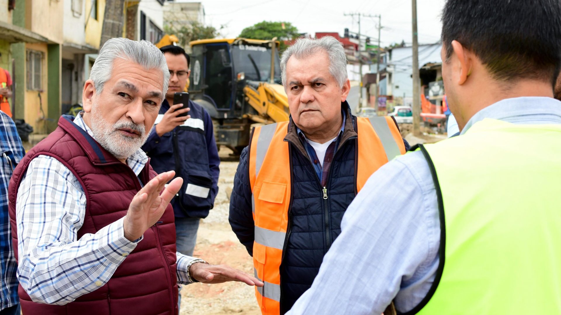 Supervisa Alberto Islas avance de la obra pública 2025