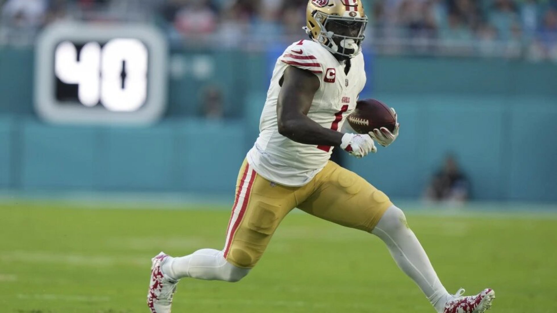 49ers intercambia a Deebo Samuel a los Washington Commanders