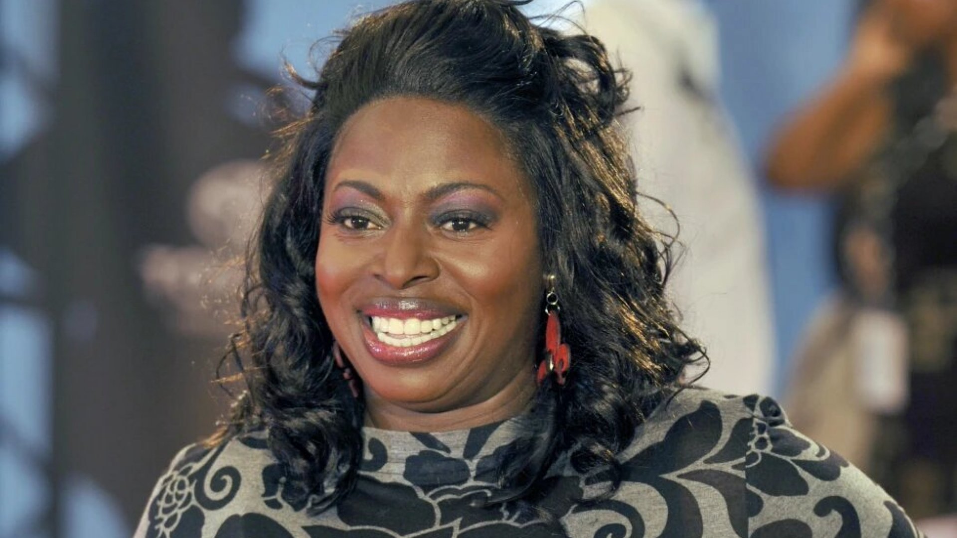 Muere Angie Stone, cantante de soul, a los 63 años