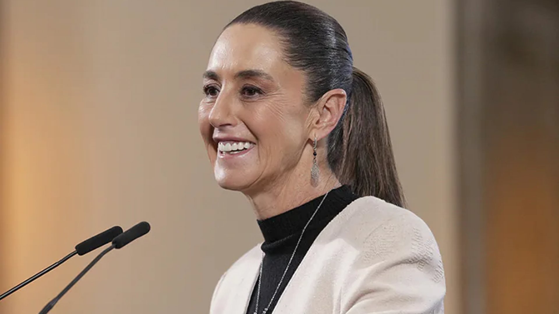 Claudia Sheinbaum supervisará obras en Veracruz y entregará becas