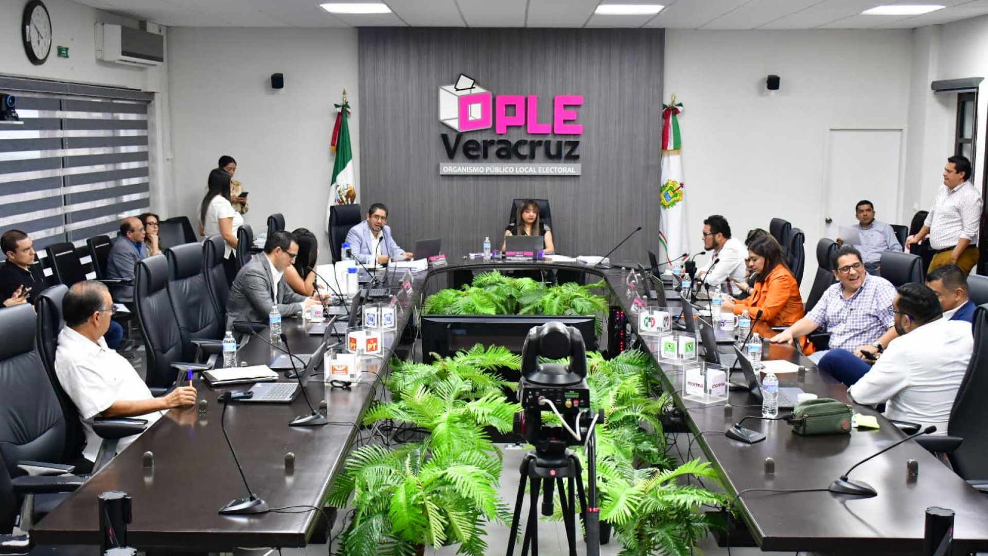 OPLE Veracruz determina procedente el convenio de coalición parcial de “Sigamos Haciendo Historia en Veracruz”