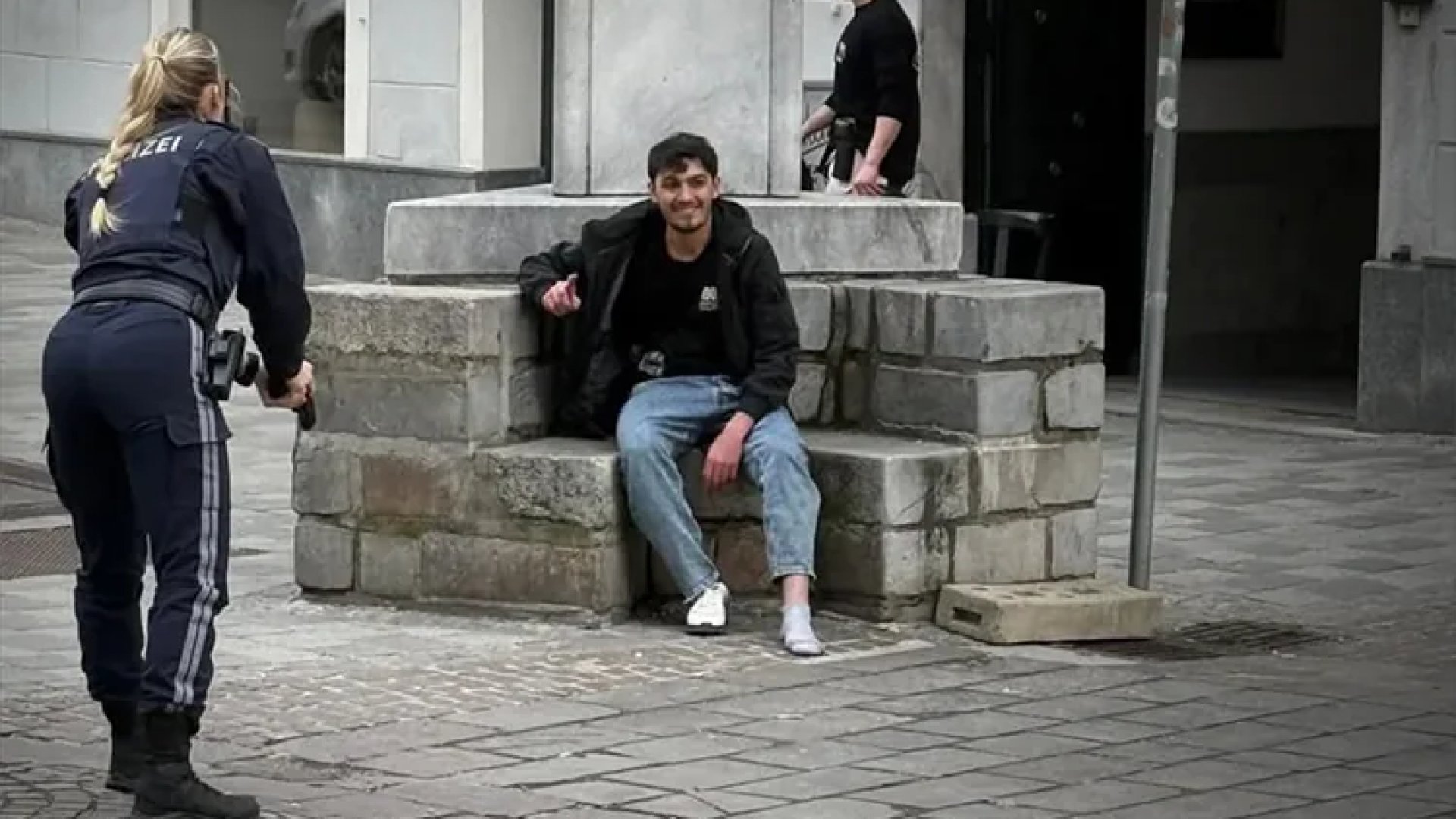 En Austria, ciudadano sirio mata a joven de 14 años y hiere a cuatro en apuñalamiento masivo