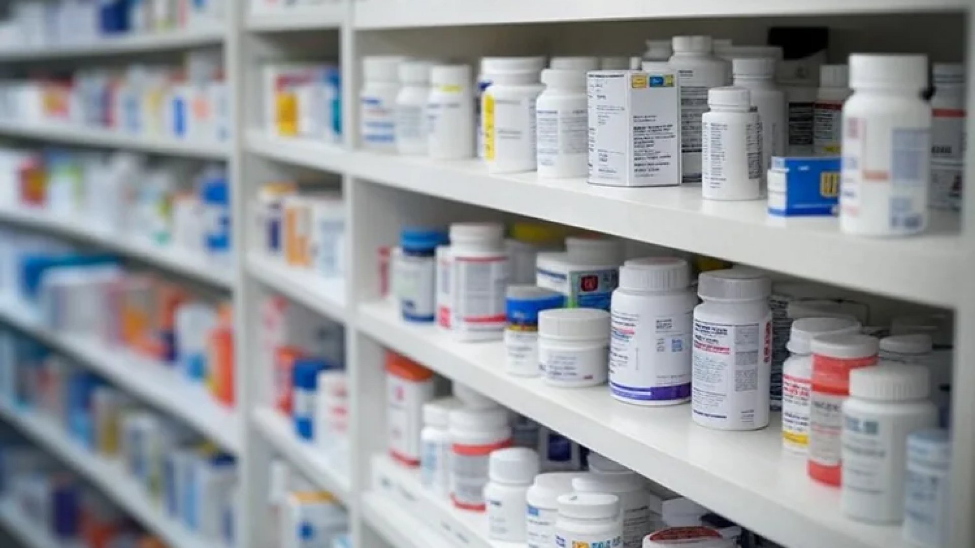 Compra consolidada de medicamentos inicia entregas en marzo: Eduardo Clark