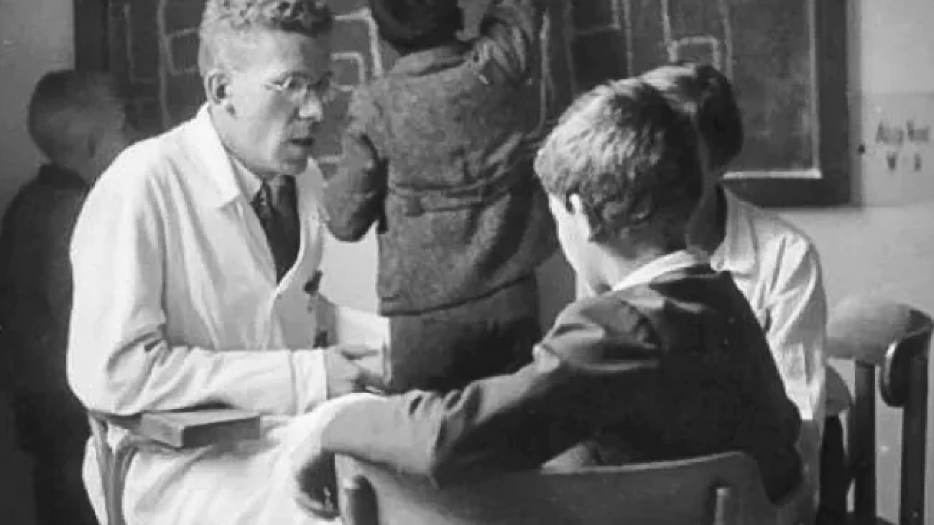 Día Internacional del Síndrome de Asperger: Un llamado a la inclusión… ¿con bases nazis?