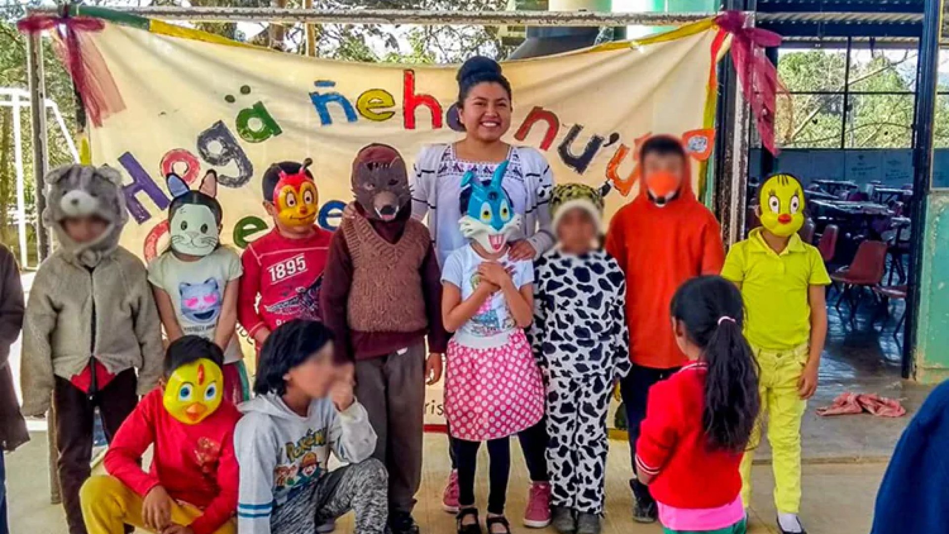 Profesora indígena de Hidalgo representa a México en evento mundial de lengua materna