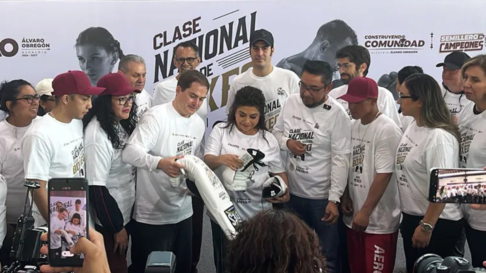 Clara Brugada impulsa el boxeo como herramienta de paz en la Álvaro Obregón