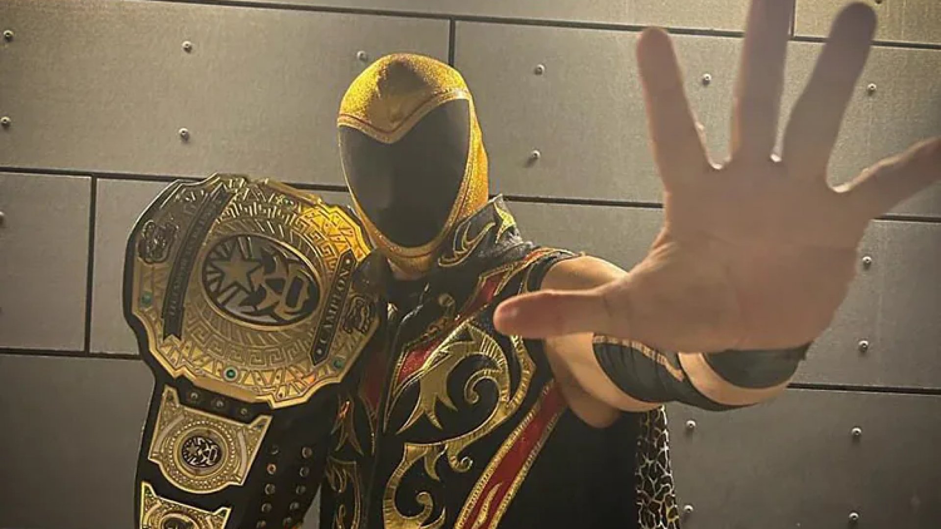 Tinieblas Jr. guarda su identidad en la lucha libre de México como si fuera superhéroe