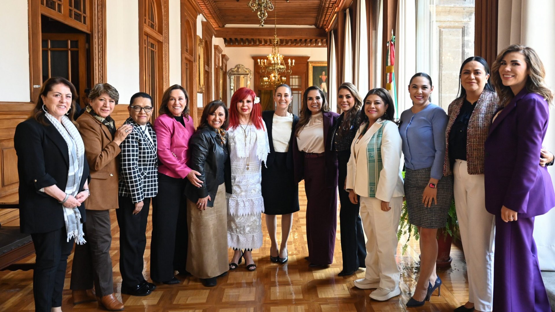 Sheinbaum y gobernadores de Morena revisan avances del IMSS-Bienestar