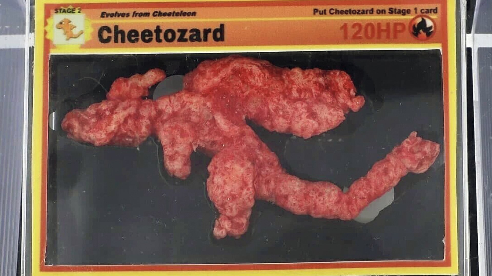 Un Cheeto con forma de Charizard, bautizado como ‘Cheetozard’, se vende por 87 mil 840 dólares en subasta