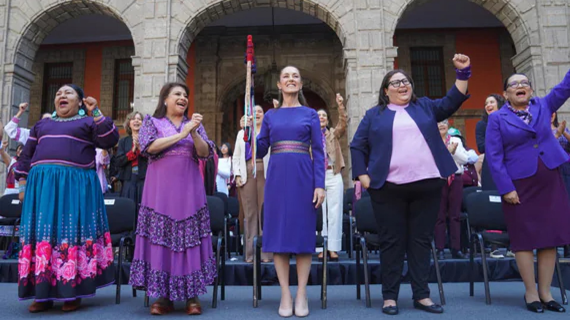 Claudia Sheinbaum presenta 10 acciones a favor de las mujeres en el marco del 8M
