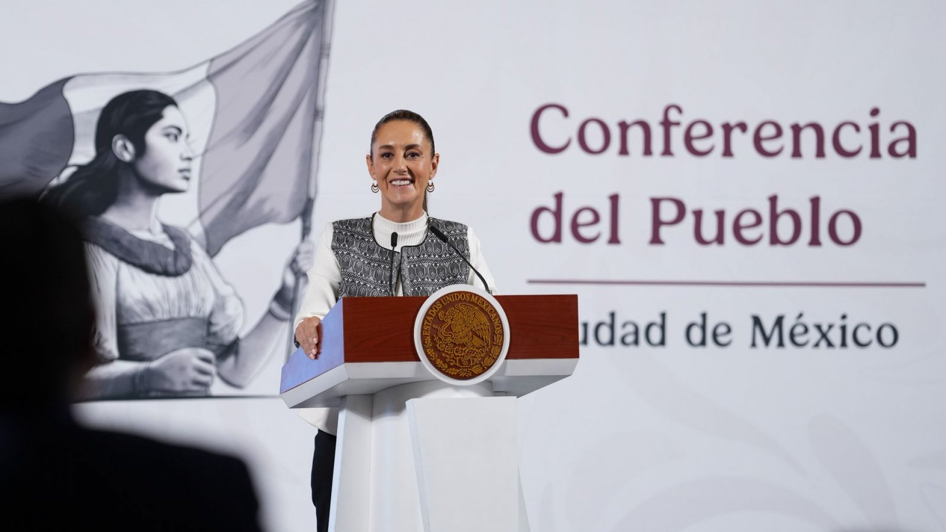 Claudia Sheinbaum destaca reparación de escuelas del INBAL
