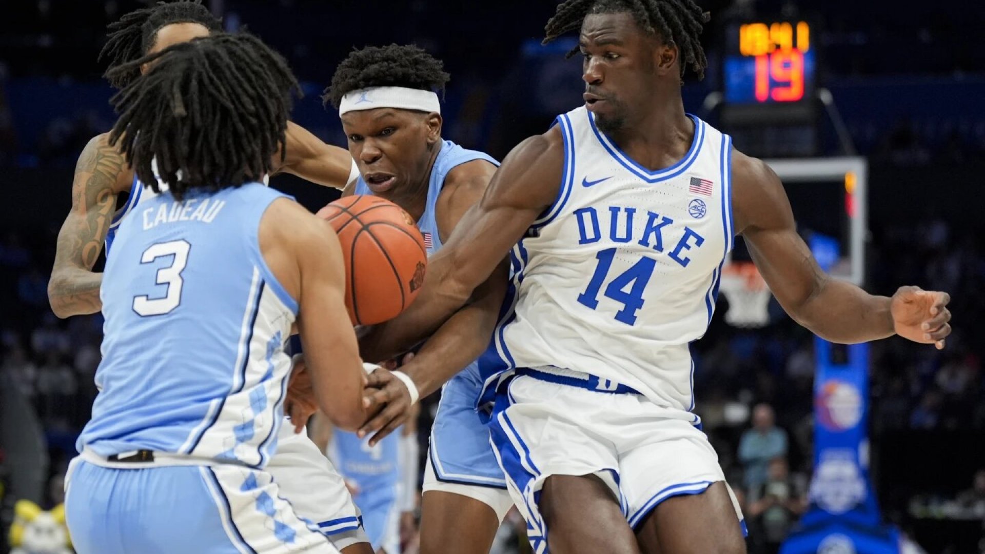 No 1 Duke ganó el rally Carolina Rally para ganar, alcanzó el título de ACC sin bandera