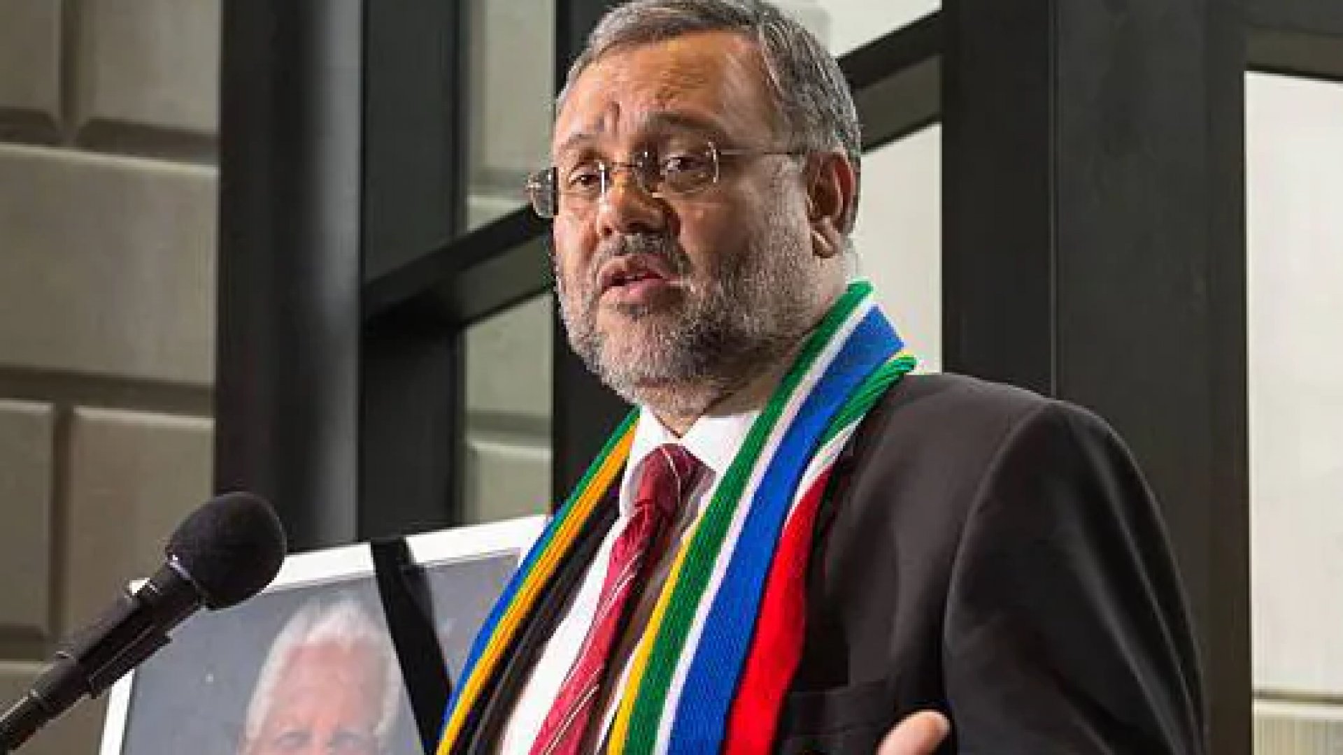Embajador de Sudáfrica es declarado “persona non grata” en EU por “odiar” a Donald Trump