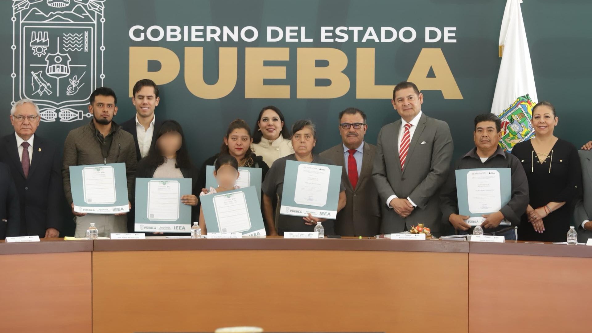 Puebla busca ser el primer estado en erradicar el analfabetismo con jornadas de alfabetización