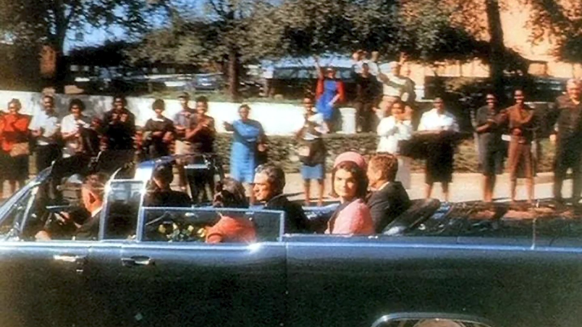 Trump anuncia la desclasificación de 80 mil páginas de archivos sobre el asesinato de John F. Kennedy