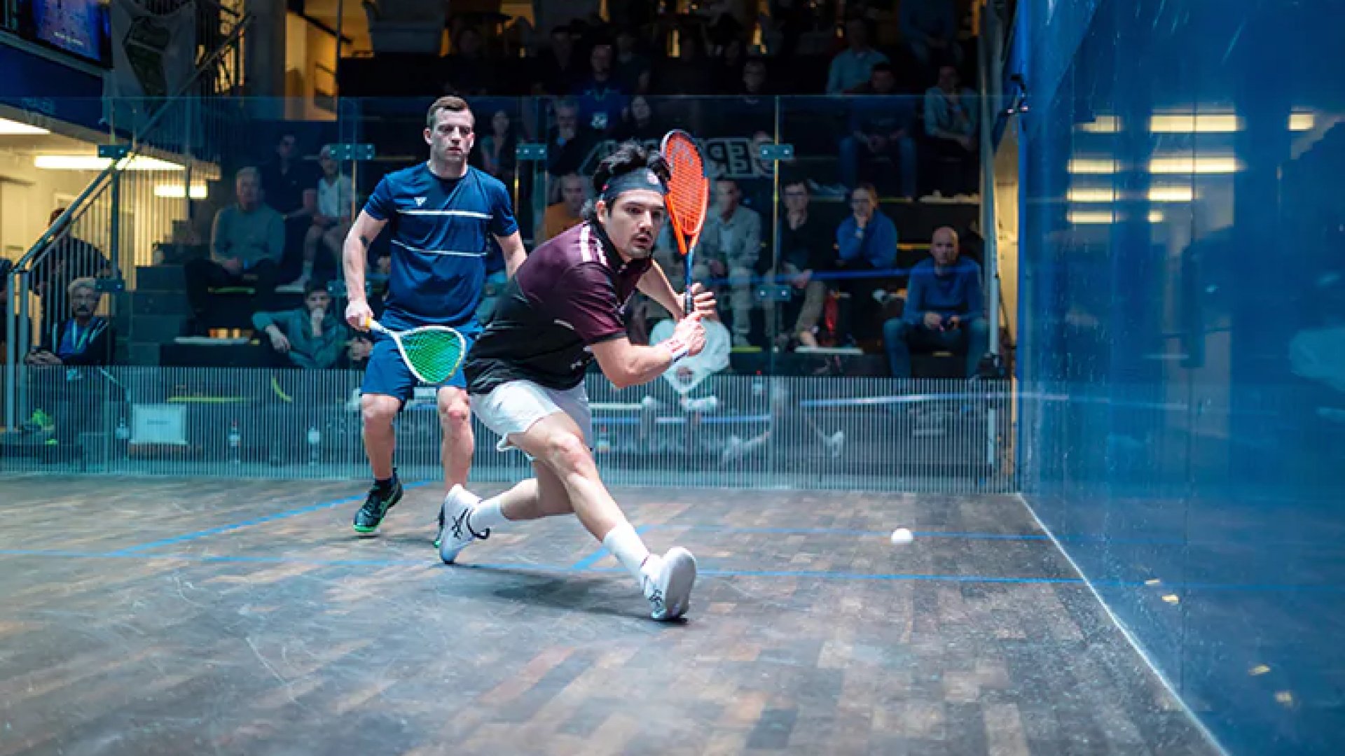 Leonel Cárdenas avanza a cuartos de final del Abierto Alemán de Squash