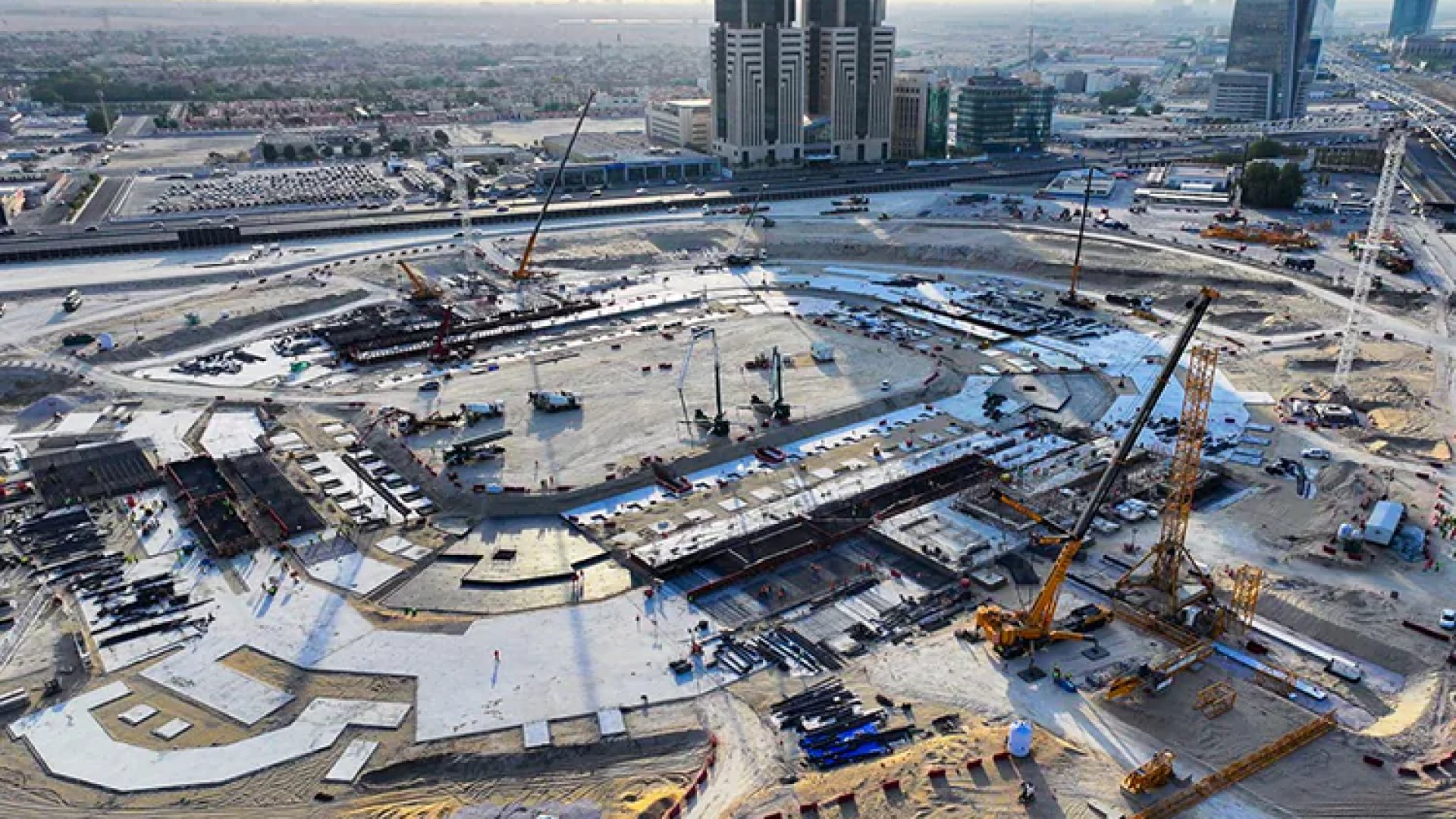 Muere primer trabajador migrante en construcción de estadio para el Mundial 2034