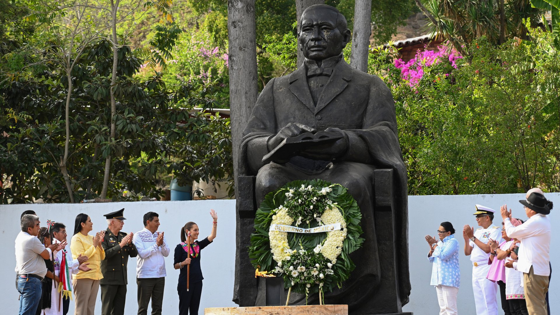 “Juárez está más vivo que nunca, es esencia de la 4T”: Sheinbaum