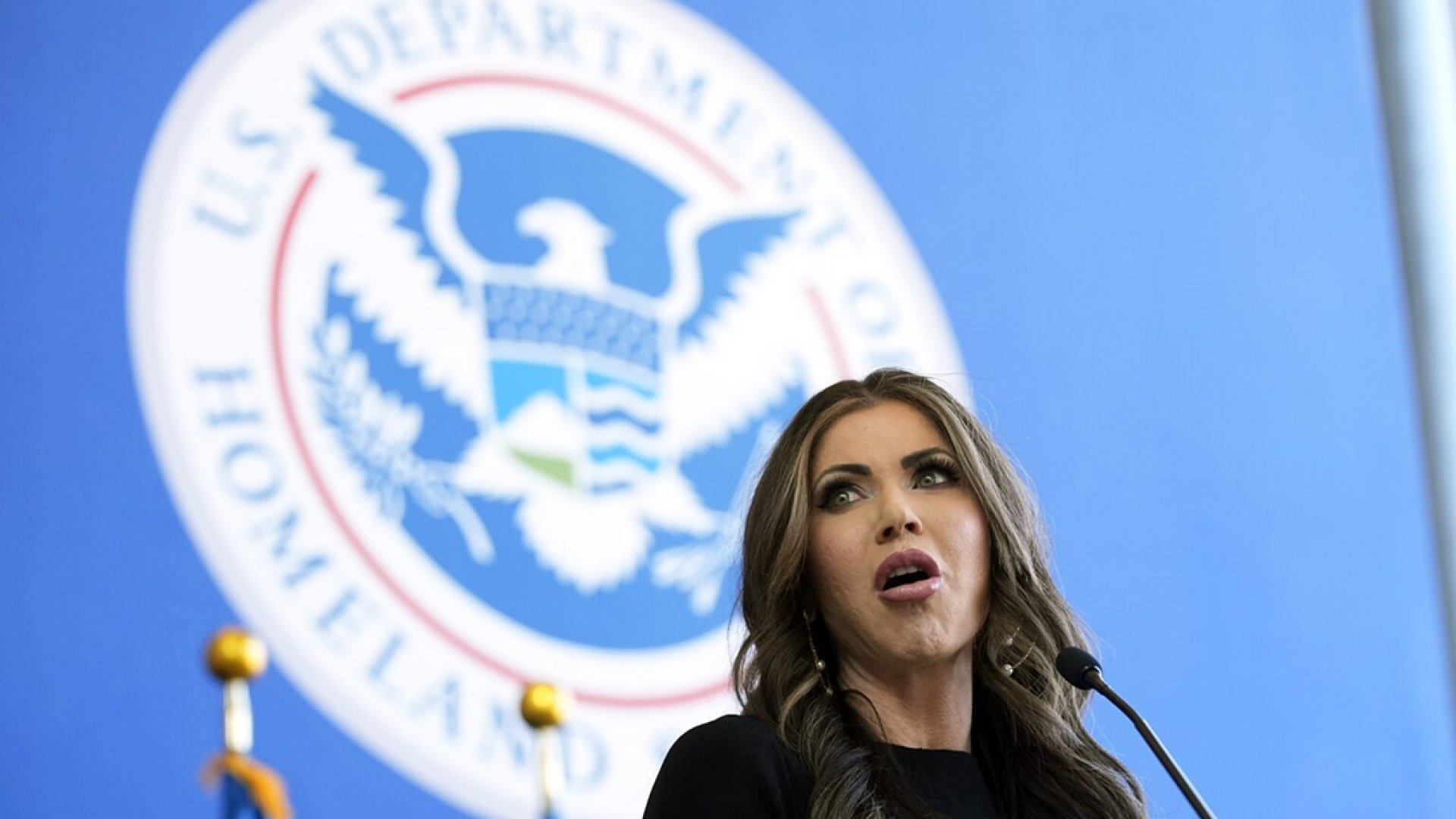 Kristi Noem visitará a Claudia Sheinbaum en Ciudad de México