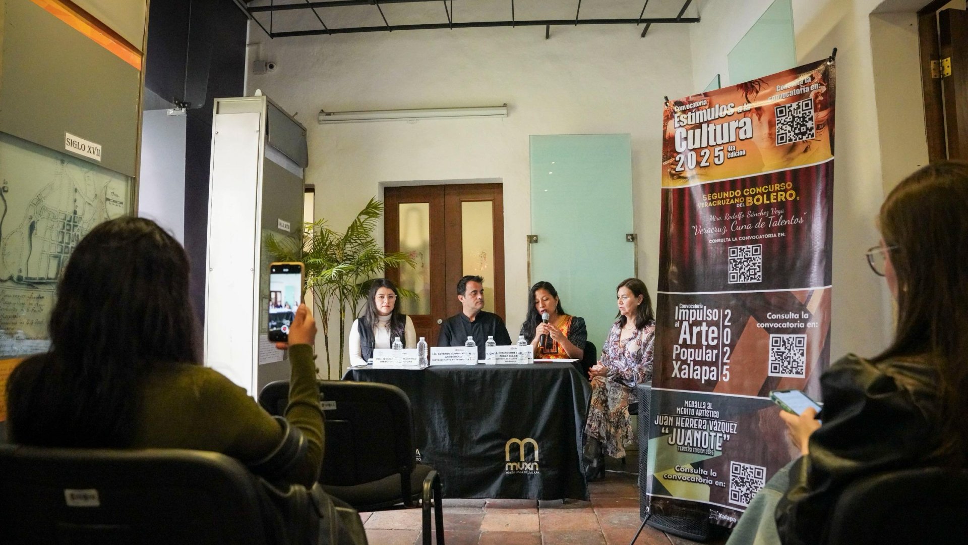 Invita Ayuntamiento a participar en Convocatorias Culturales 2025