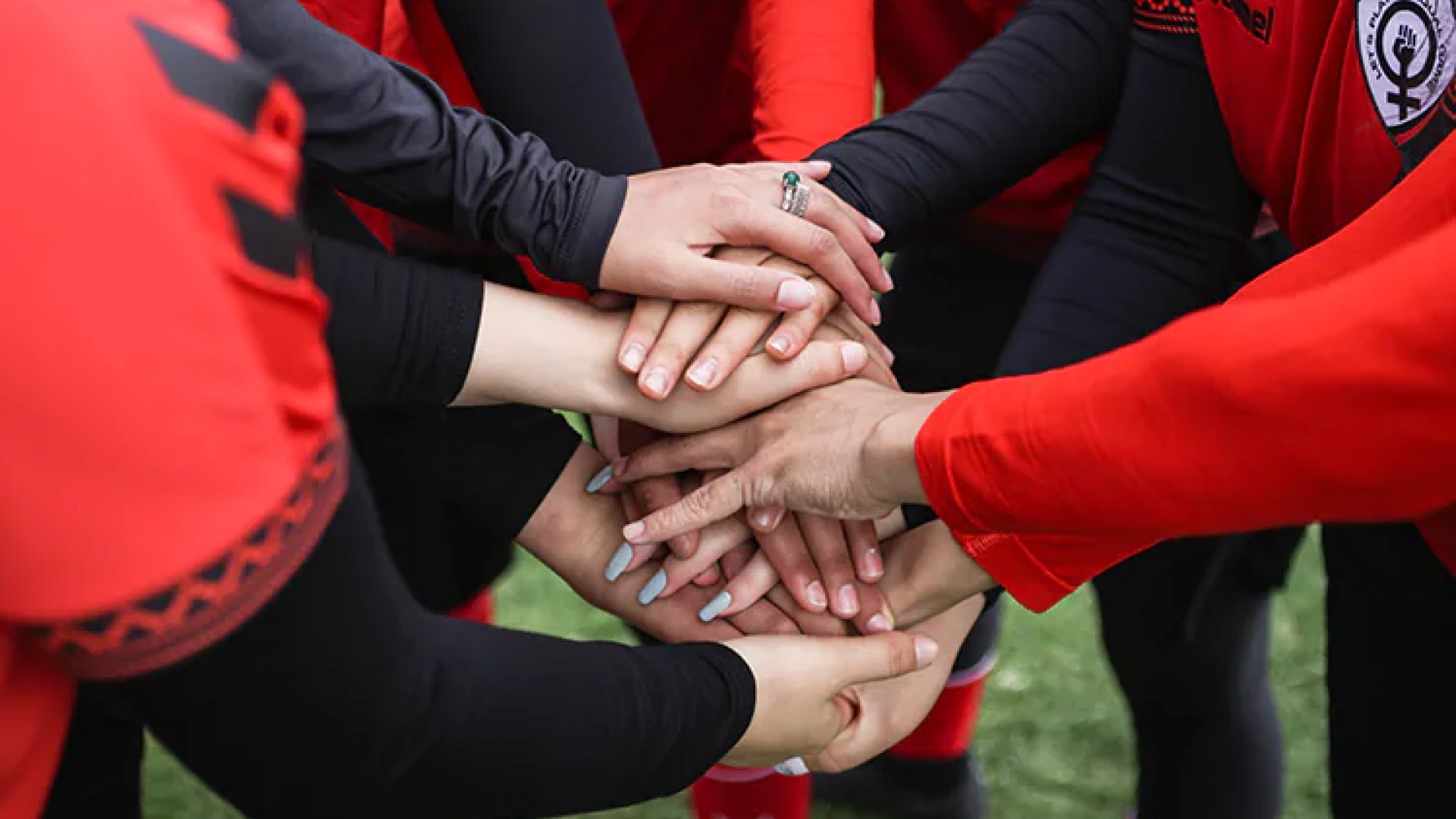 Selección femenina de Afganistán y ONU acusan opresión de genero de régimen Talibán ante FIFA