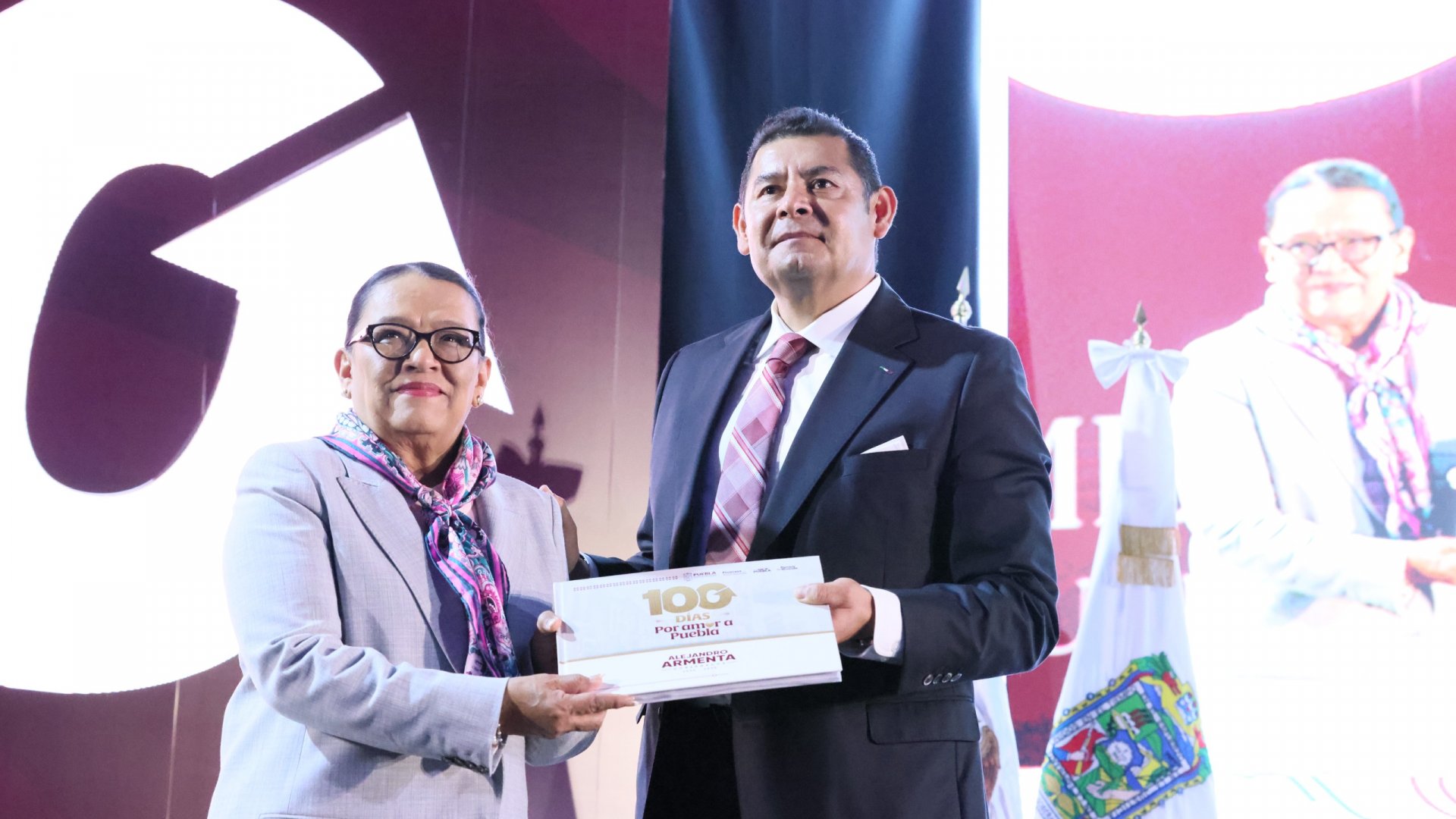 Destacan coordinación en seguridad y avances en Puebla en informe de 100 días de gobierno