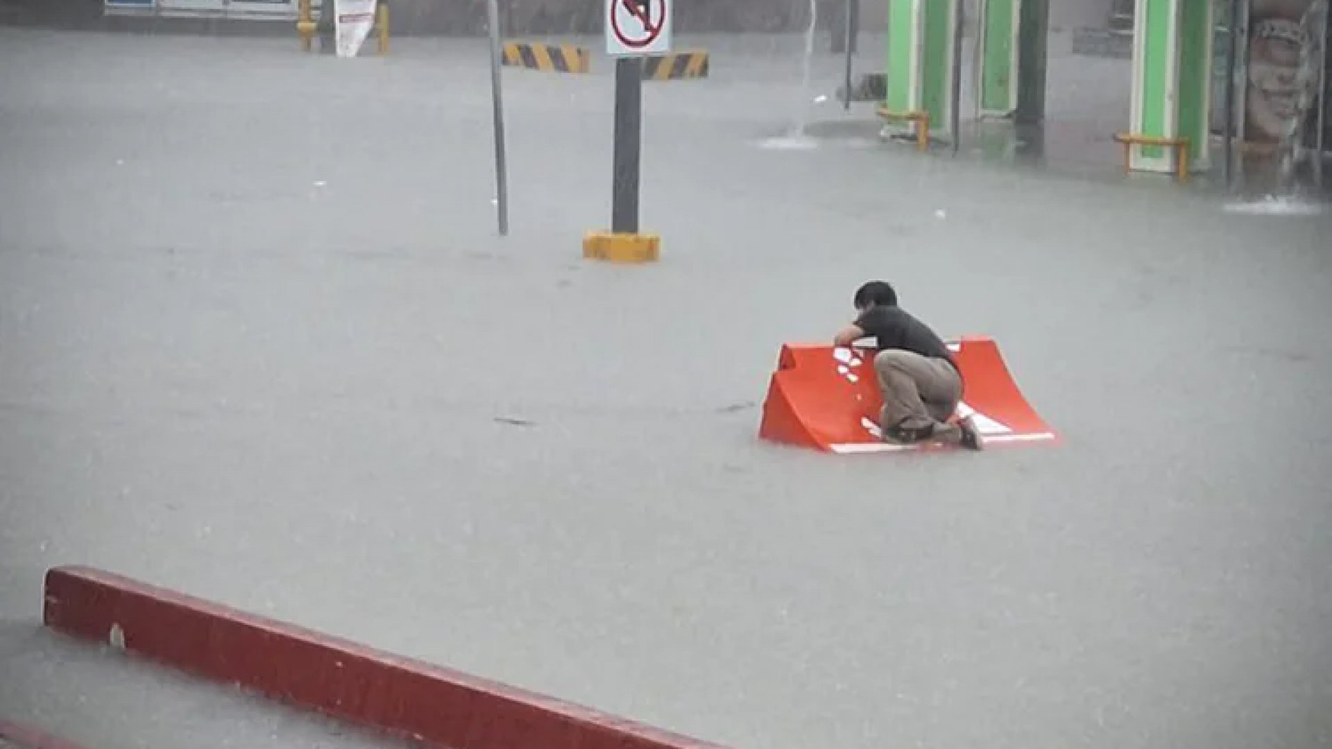 Reynosa declara Estado de emergencia tras inundaciones por tormentas severas | Videos