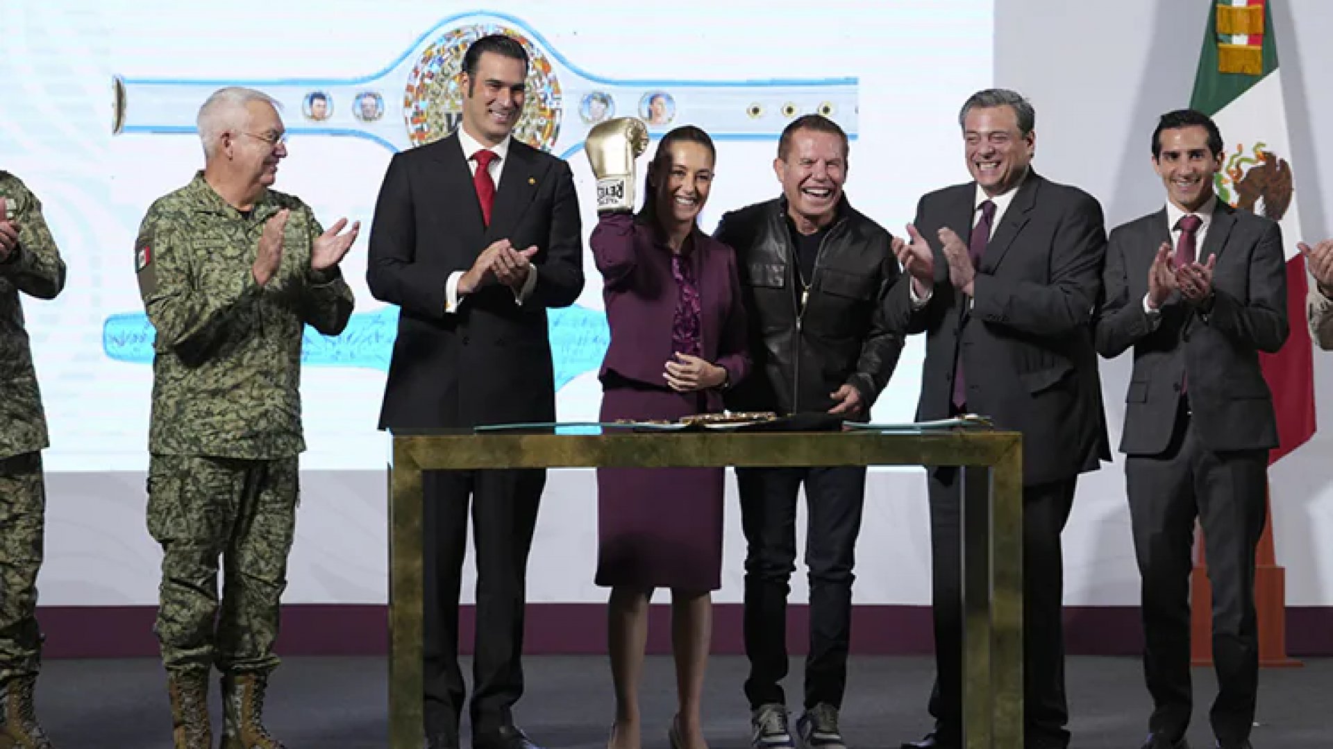 Anuncia Sheinbaum Clase Nacional de Boxeo en todas las plazas públicas de México