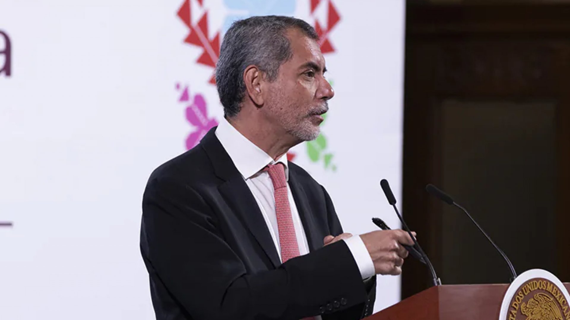 UIF desmiente investigación contra Édgar Amador Zamora, secretario de Hacienda