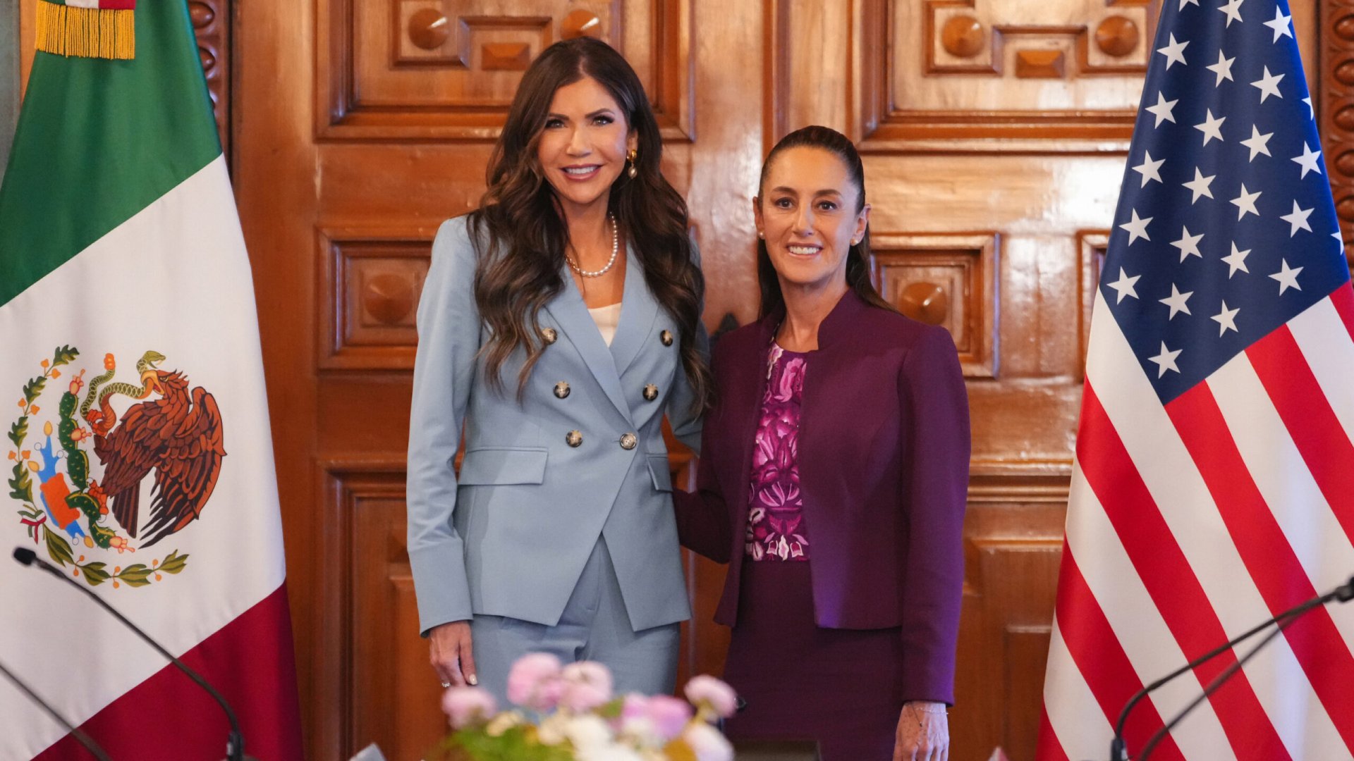 Kristi Noem destaca colaboración con Sheinbaum y entrega lista de acciones para Trump
