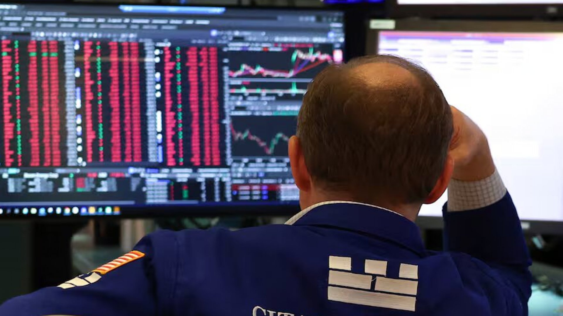 Mercados asiáticos colapsan tras aranceles de Trump: Temor a guerra comercial global