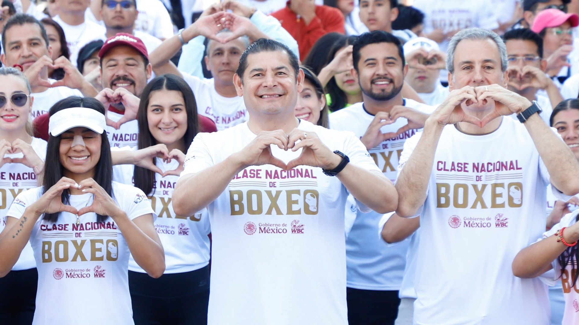 Puebla se suma a Clase Nacional de Boxeo de Sheinbaum: 3 mil personas por la paz y contra adicciones