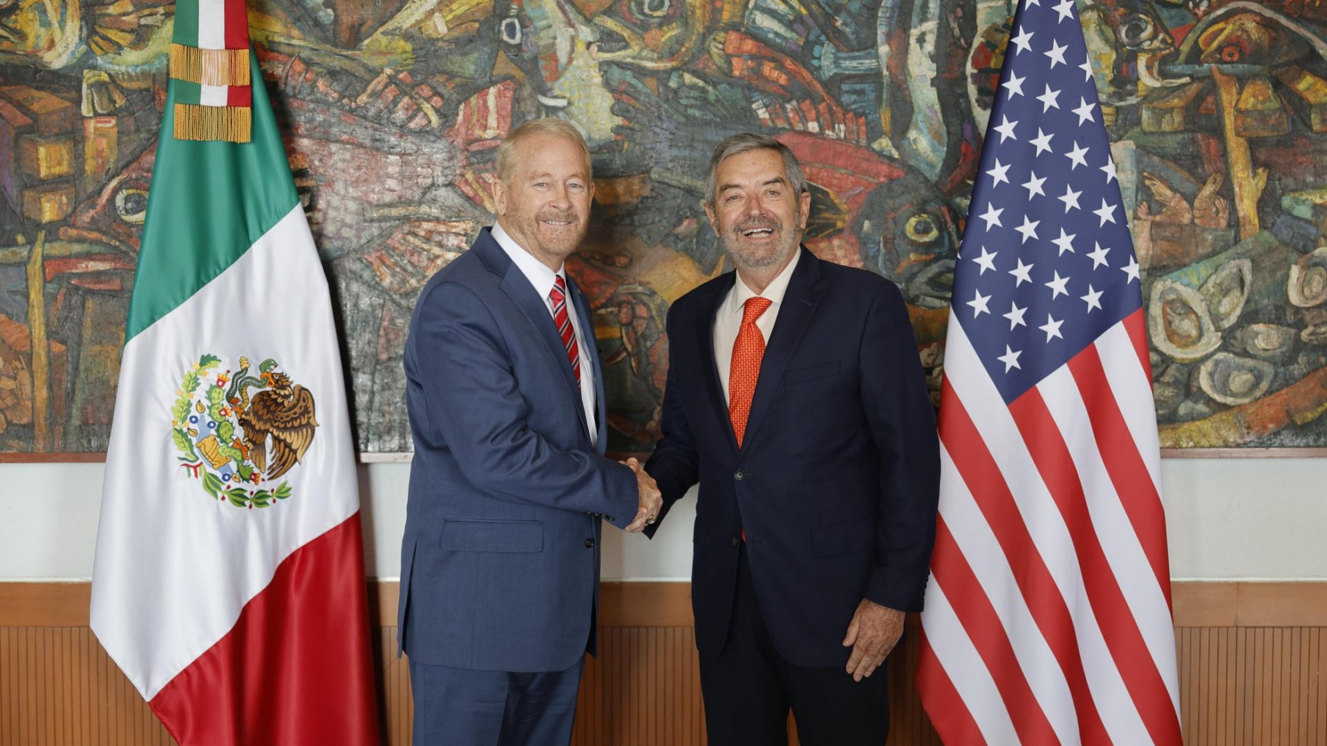 Ron Johnson y De la Fuente hacen mancuerna