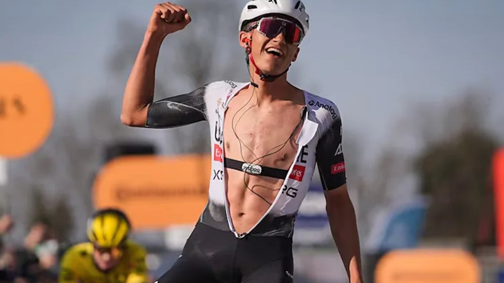Isaac del Toro hace historia como el primer mexicano en liderar el Giro de Italia | Videos