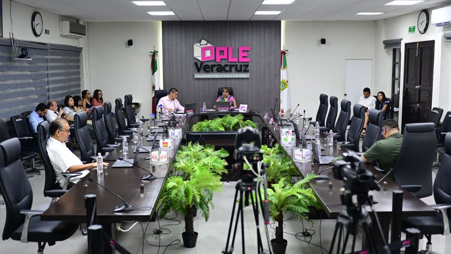 OPLE Veracruz impone reglas contra discriminación en medios