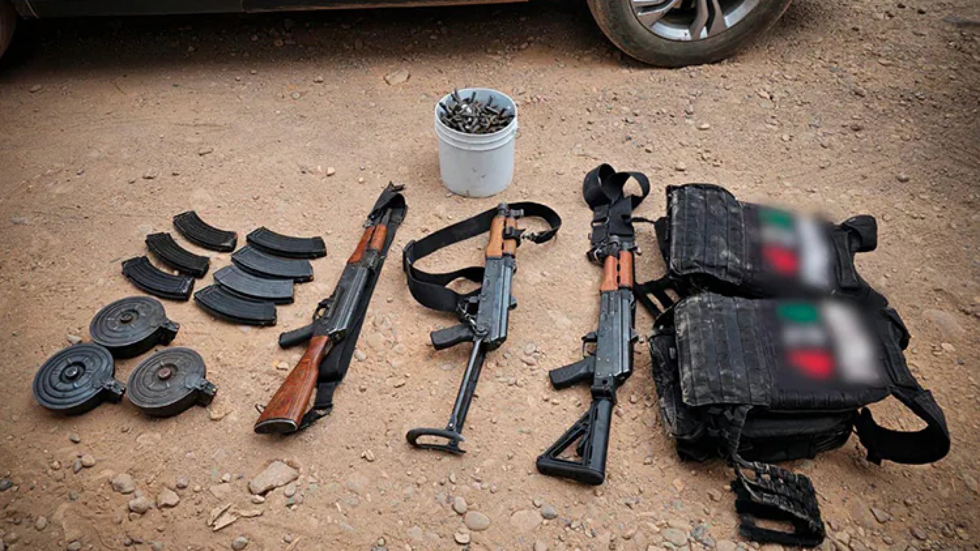 Detienen en Sinaloa a cuatro presuntos integrantes de un grupo delictivo