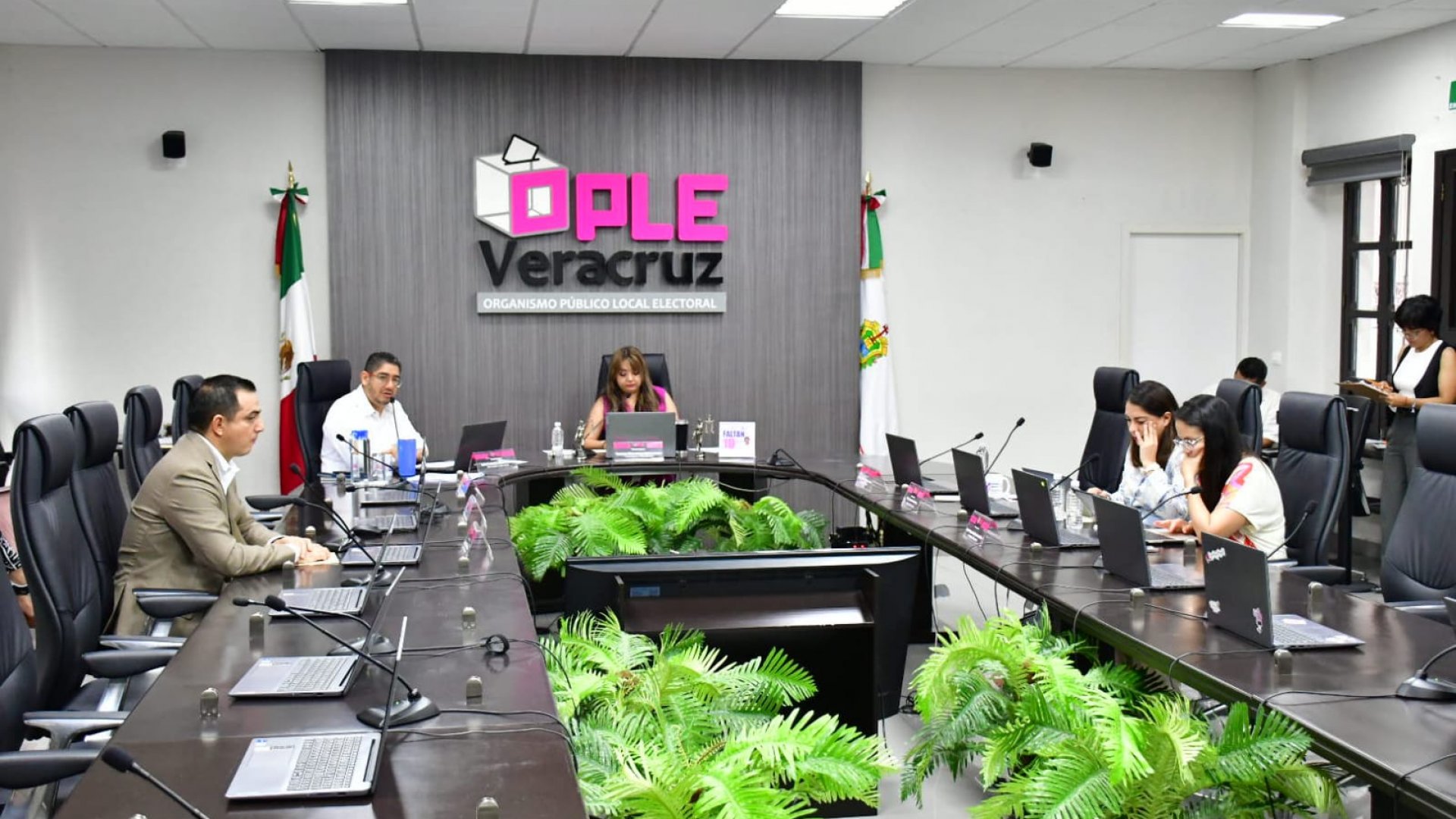 OPLE Veracruz aprueba directrices para el cómputo estatal del Proceso Electoral Local Extraordinario 2024-2025 para la elección de personas juzgadoras