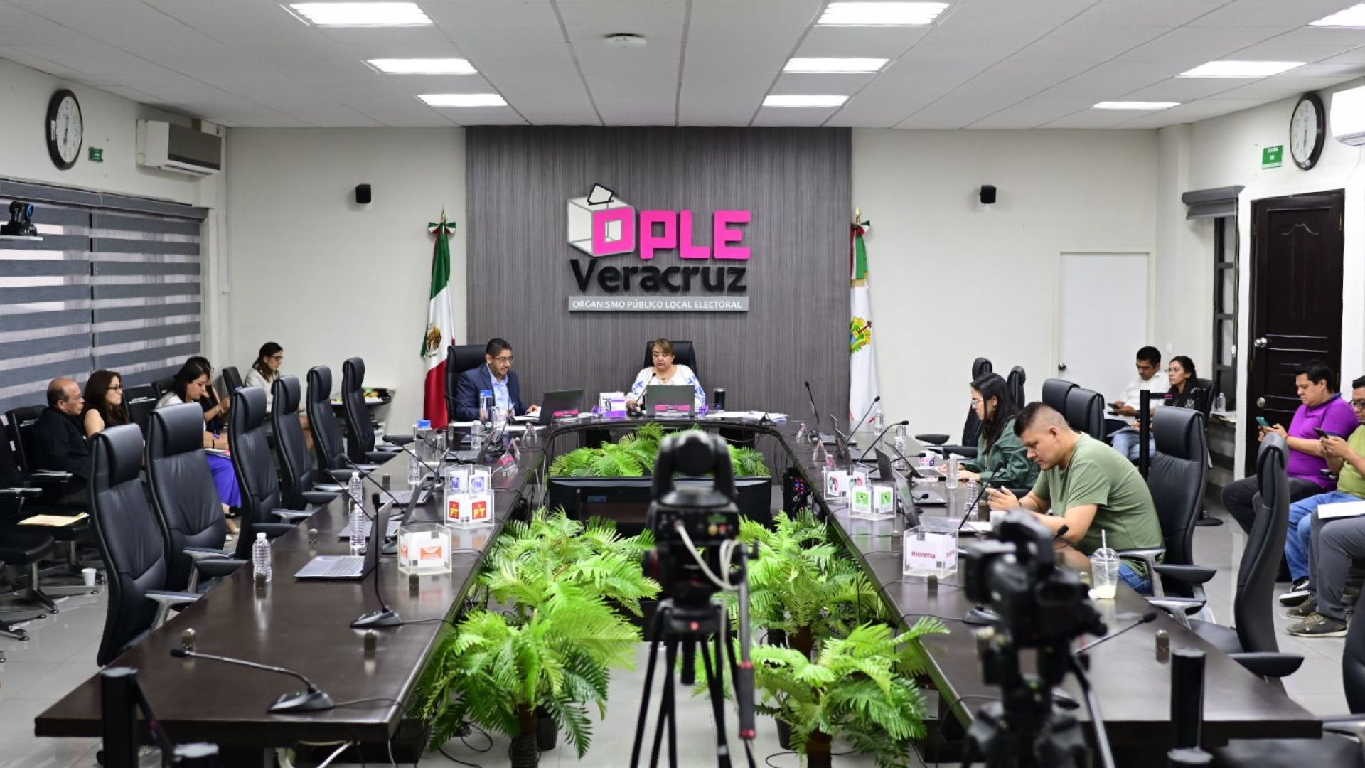 Consejo General del OPLE Veracruz resuelve sustituciones de candidaturas a ediles